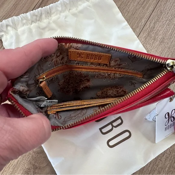Hobo Red Leather ROAM Wristlet - Picture 5 of 6